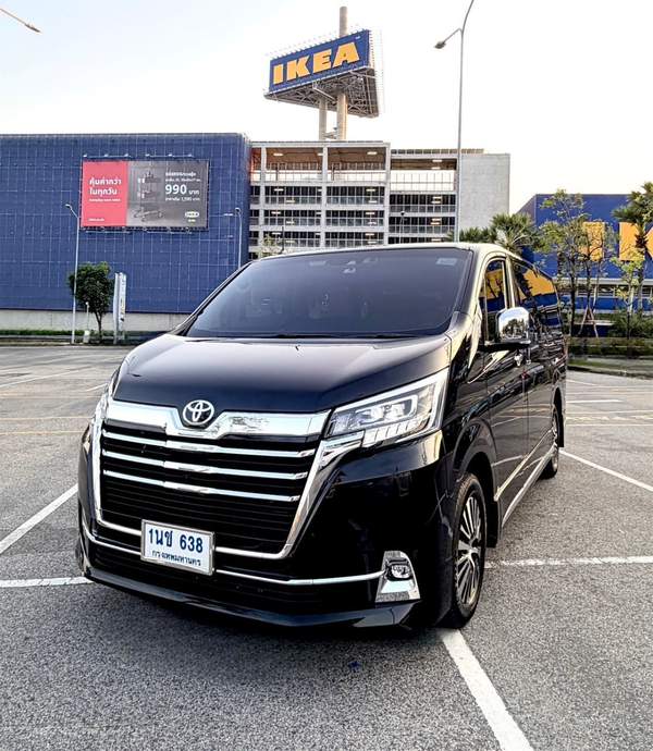 Toyota Majesty Grande premium van